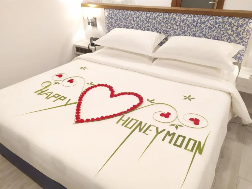 Deluxe Double Room Seaview with Balcony4