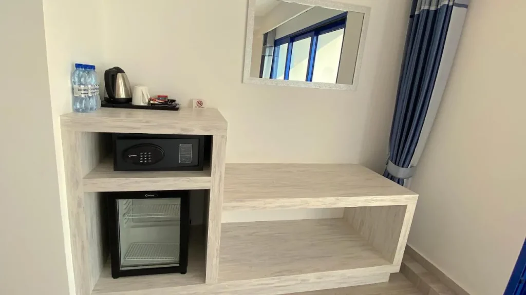 Deluxe Double Room Seaview with Balcony6