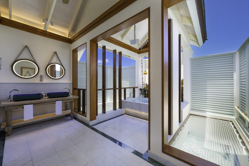 OBLU SELECT LOBIGILI - SunNest WATER VILLA WITH POOL - BATHROOM copy