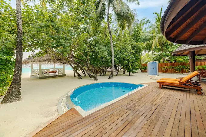 Two-Bed-Room-Suite-Pool-2