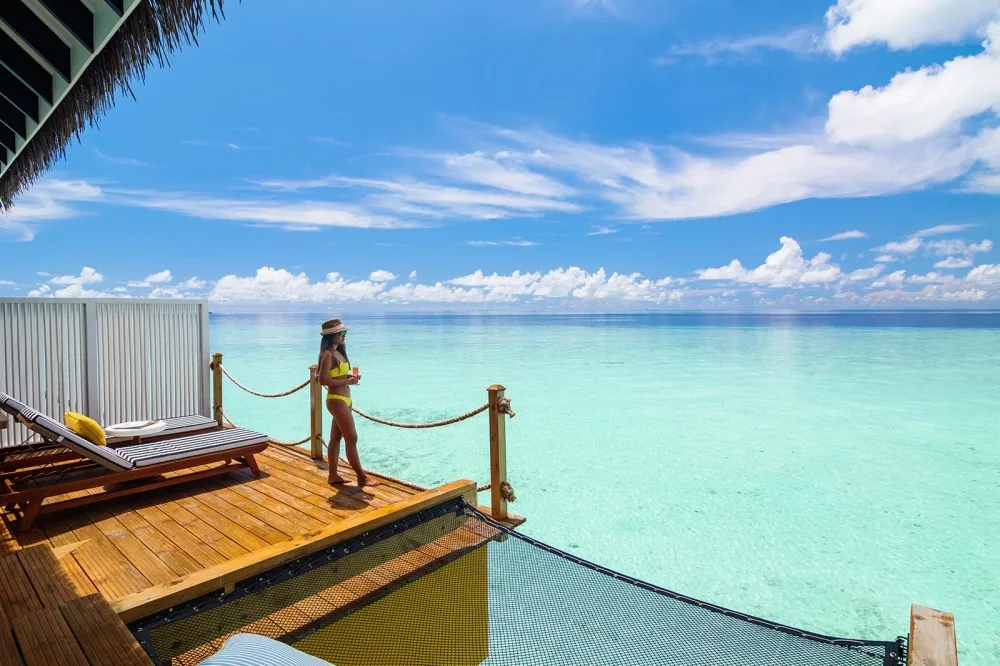 Saii Lagoon overwater villa (4)