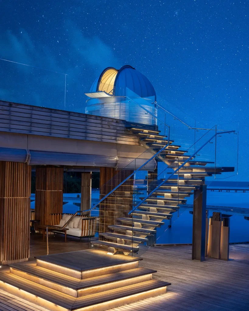 Anantara Kihavah - SKY Bar observatory